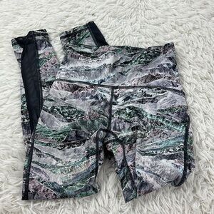 Lululemon Train Times Pant 25" Springscape Multi / Obsidian